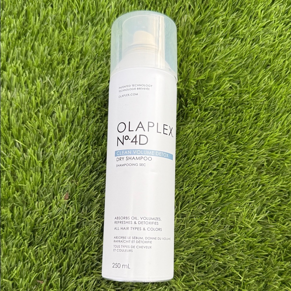 OLAPLEX No.4D Clean Volume Dry Shampoo